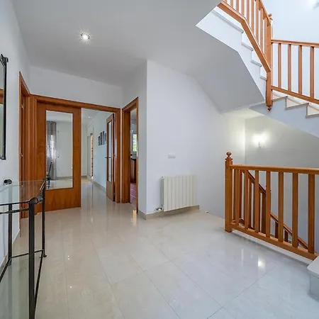 Global Boscos Con Piscina Privada Villa